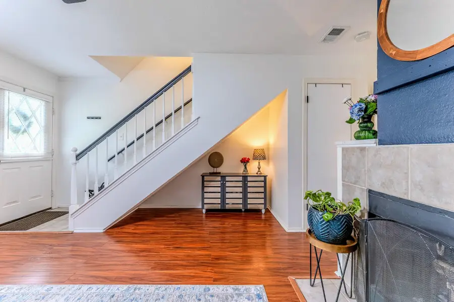 12325 Los Indios Trl #31, Austin, TX 78729 - Image #3