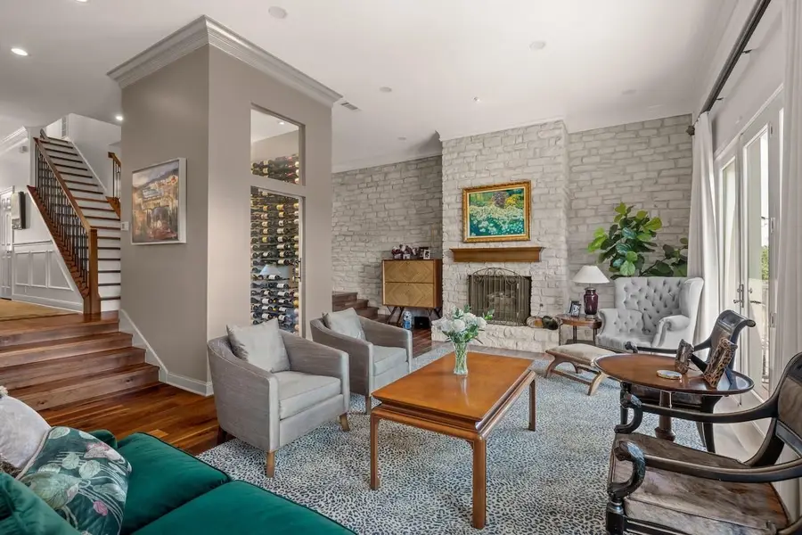 3901 Belmont Park Dr #C, Austin, TX 78746 - #2