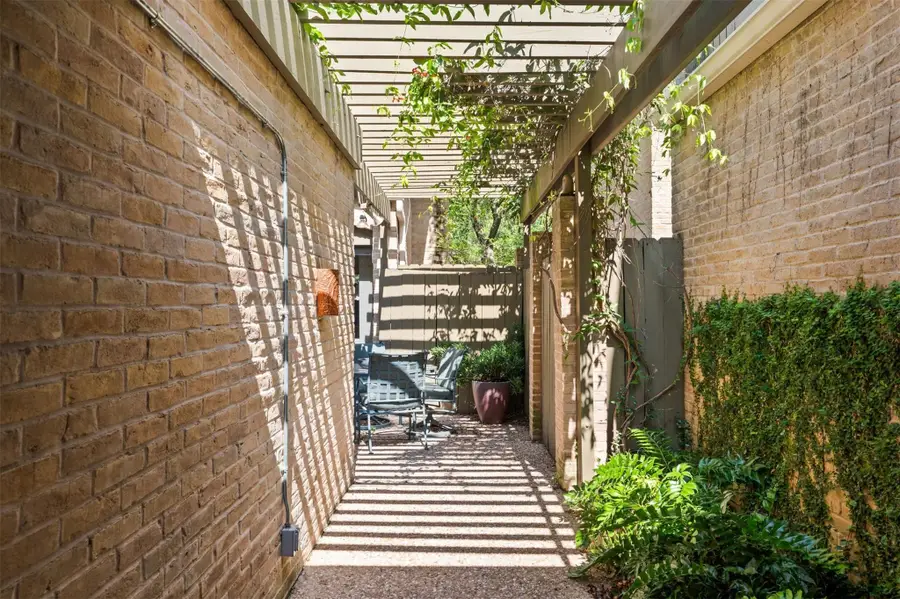 5902 Mountainclimb Dr #A2, Austin, TX 78731 - #3