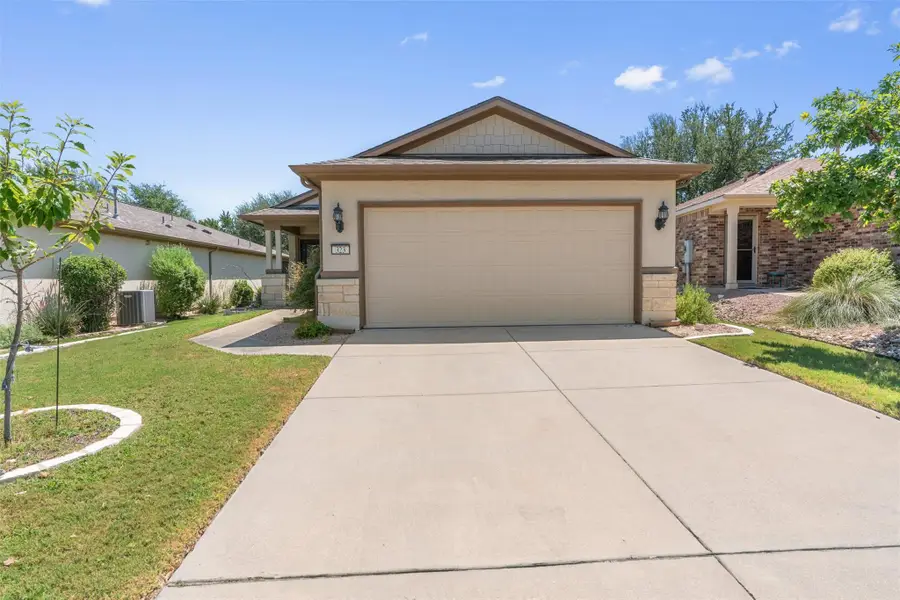 323 Salado Creek Ln, Georgetown, TX 78633 - #2