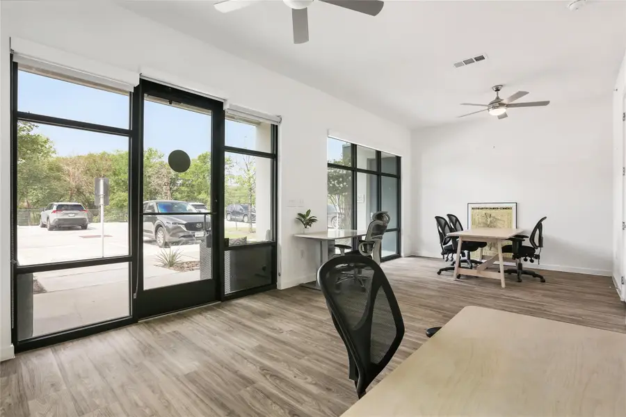 4801 Springdale Rd #1005, Austin, TX 78723 - Image #3