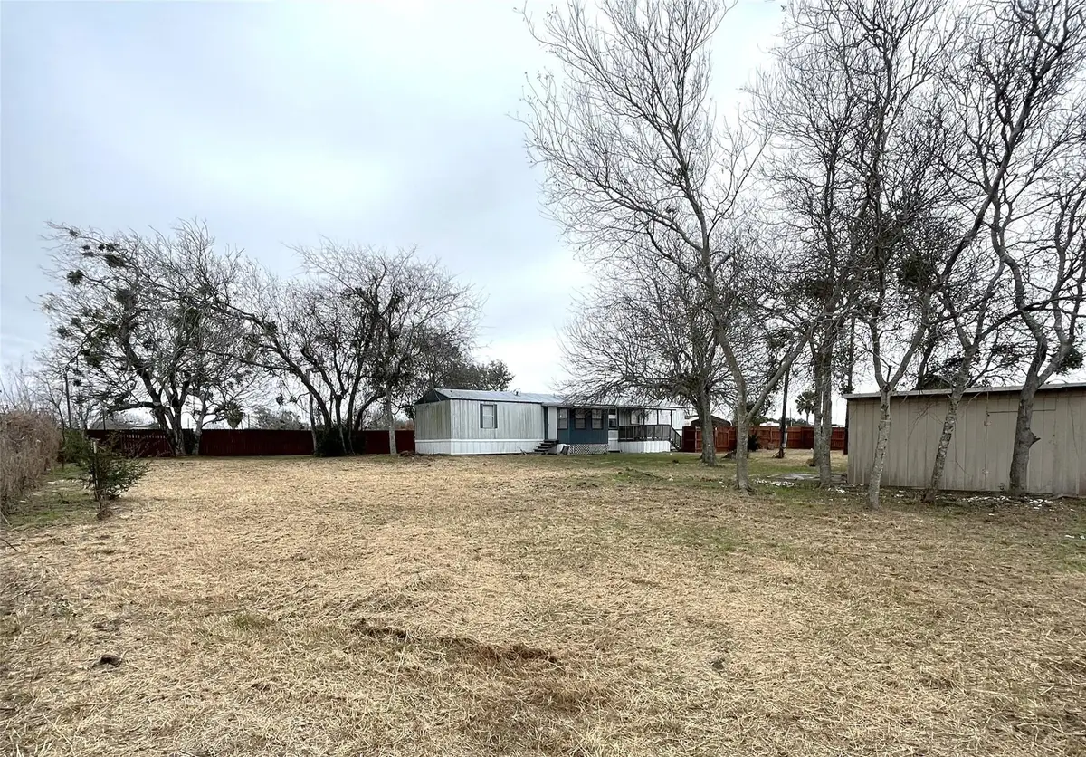 104 S Peach St, Seadrift, TX 77983 - #1