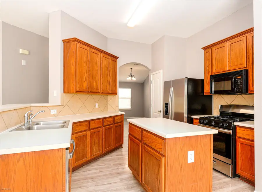 249 Ashwood N, Kyle, TX 78640 - Image #3