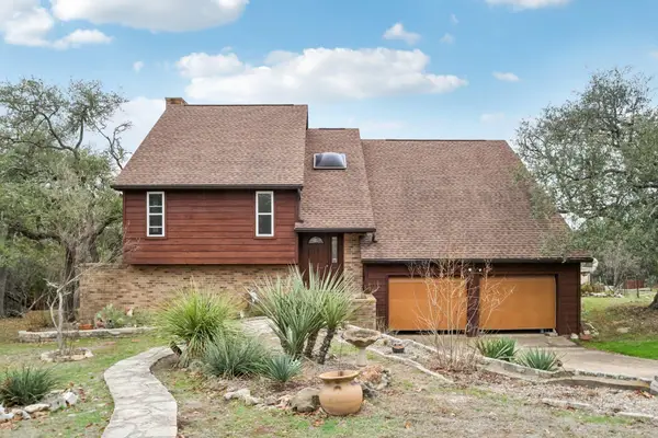 407 Pioneer Trl, San Marcos, TX 78666