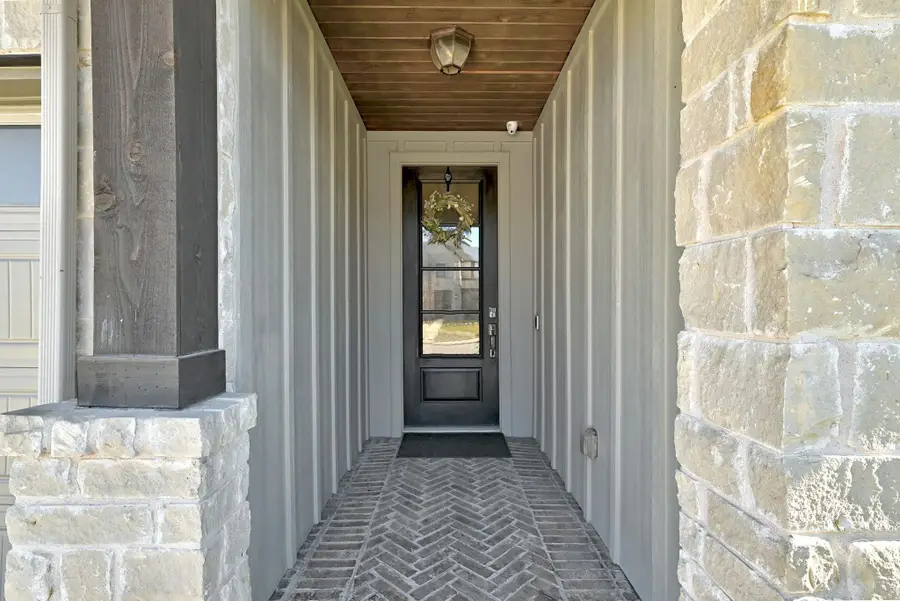 108 Leon Loop, Liberty Hill, TX 78642 - Image #3