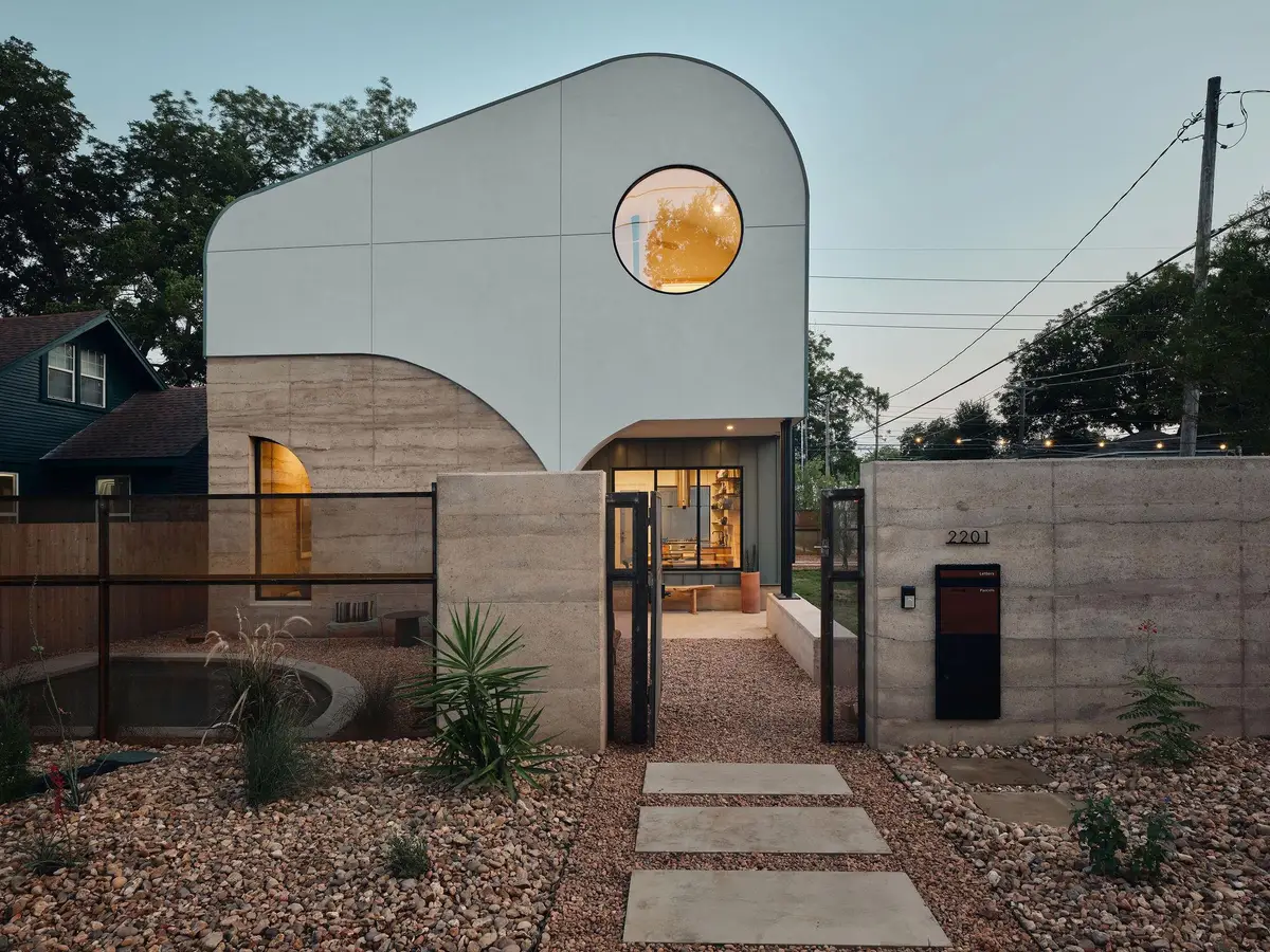 2201 Garden St, Austin, TX 78702 - Image #1