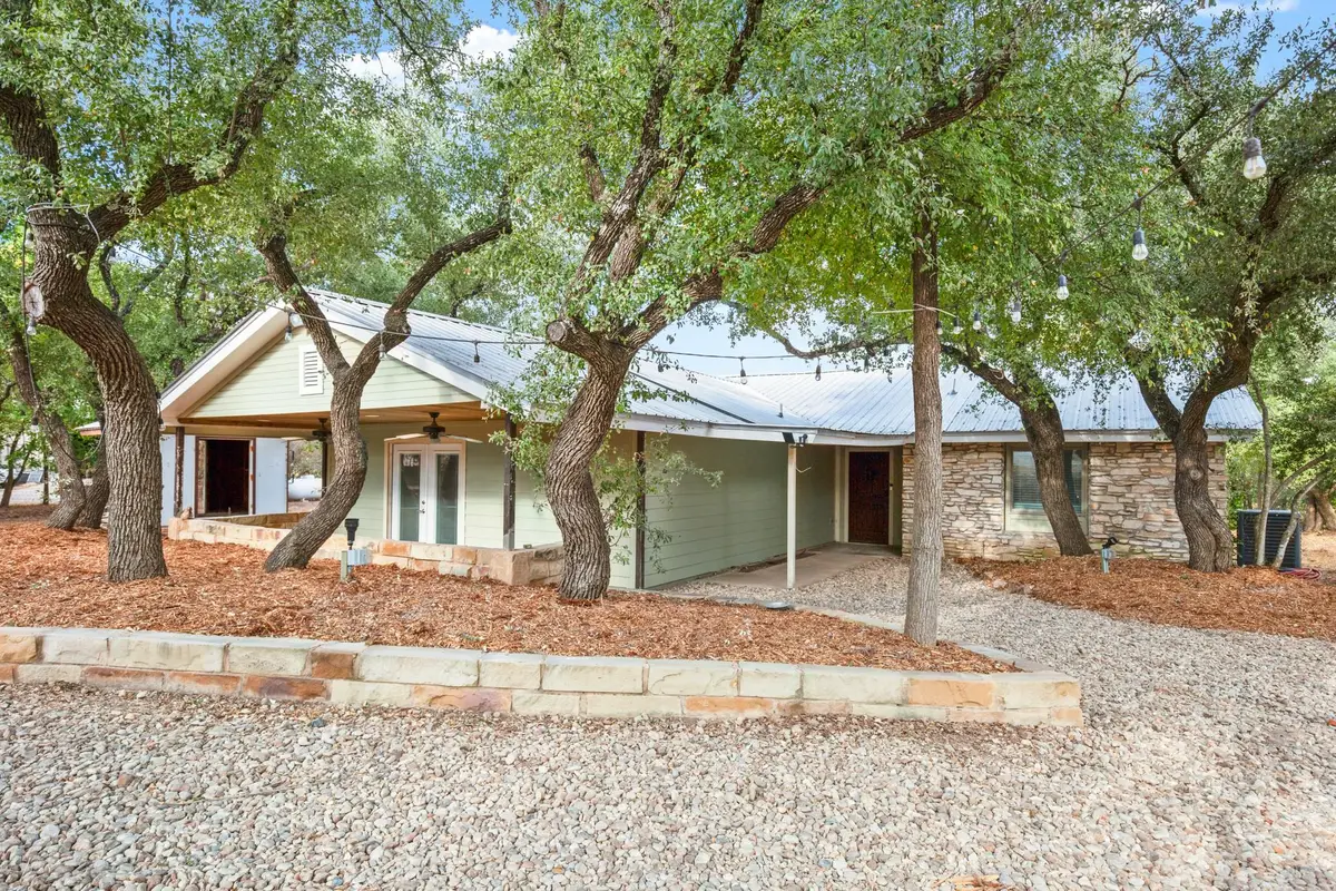 10204 Oak Grove Cir, Austin, TX 78736 - Image #1