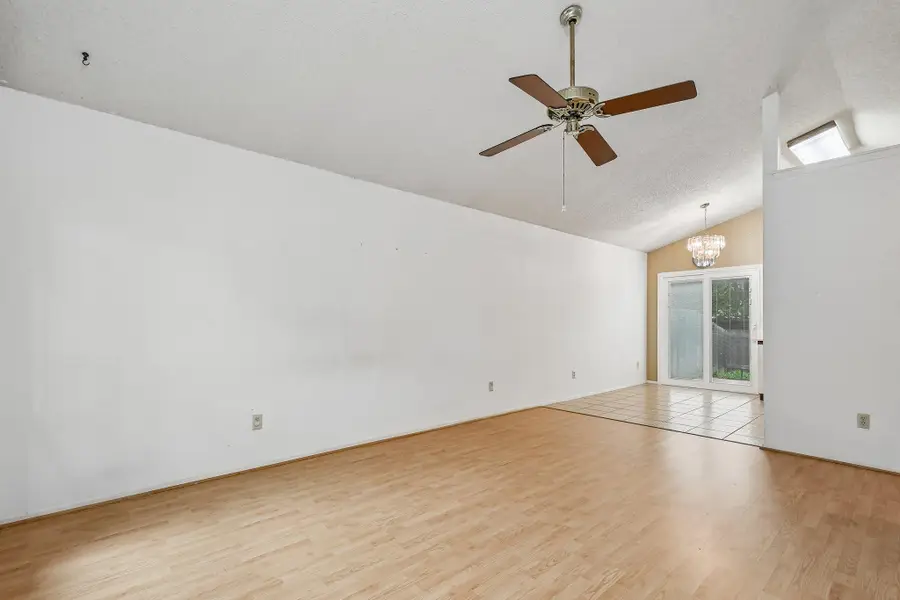 1015 E Yager Ln #2, Austin, TX 78753 - #3