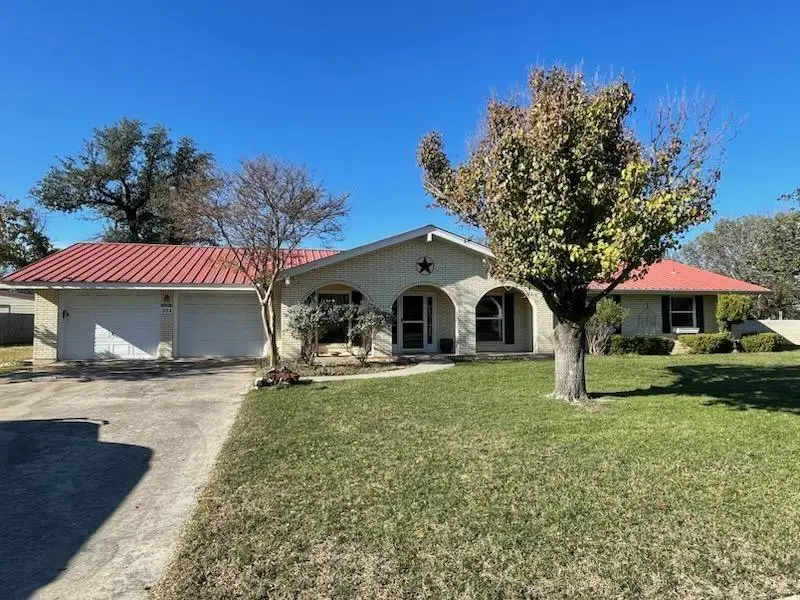 104 Skipcha Trl, Lampasas, TX 76550 - #1