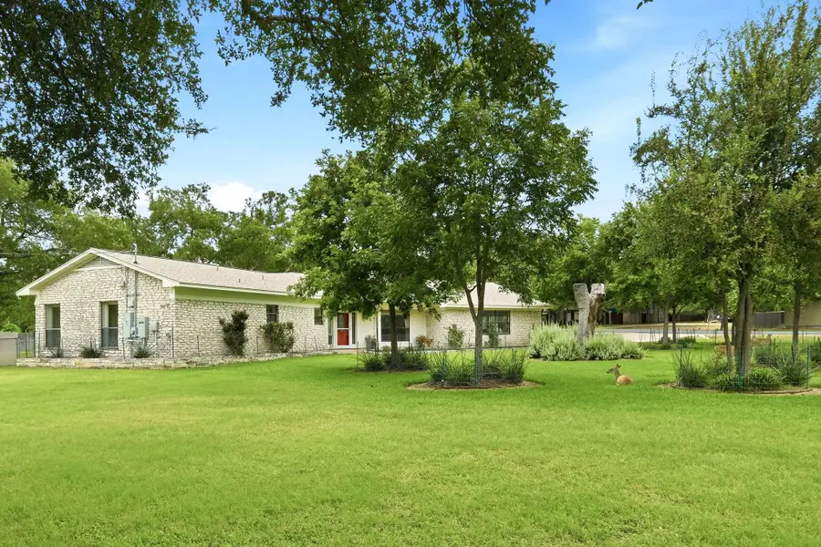 126 E Esparada Dr, Georgetown, TX 78628 - #3