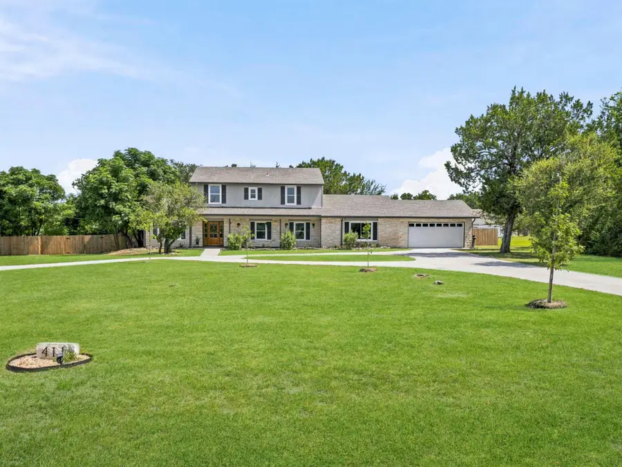 411 Carriage Oaks Dr, Liberty Hill, TX 78642 - #2