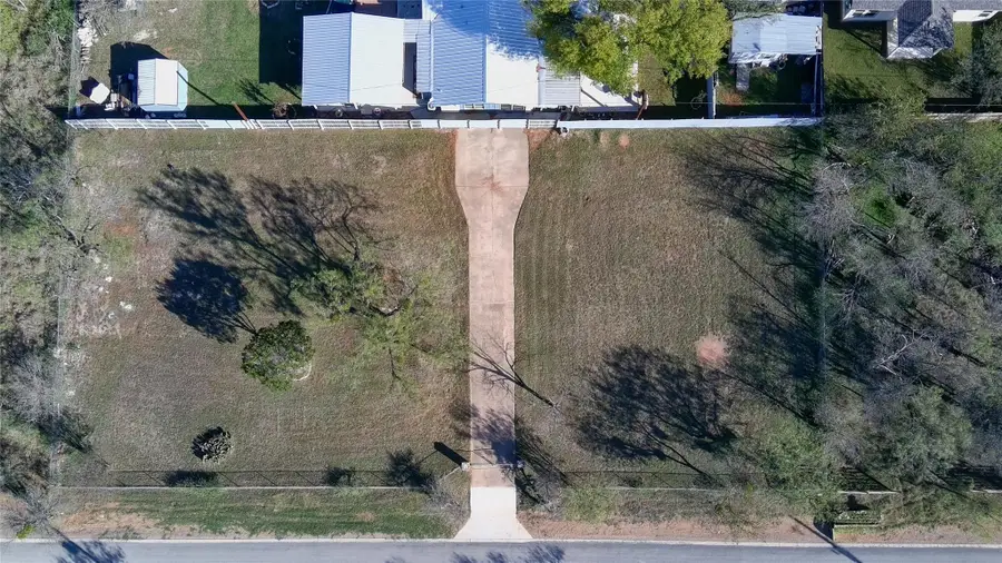 467-464 Fir Ln, Cottonwood Shores, TX 78657 - Image #2