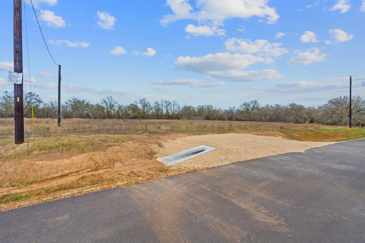 161 Azalea Ct, Dale, TX 78616 - Image #1