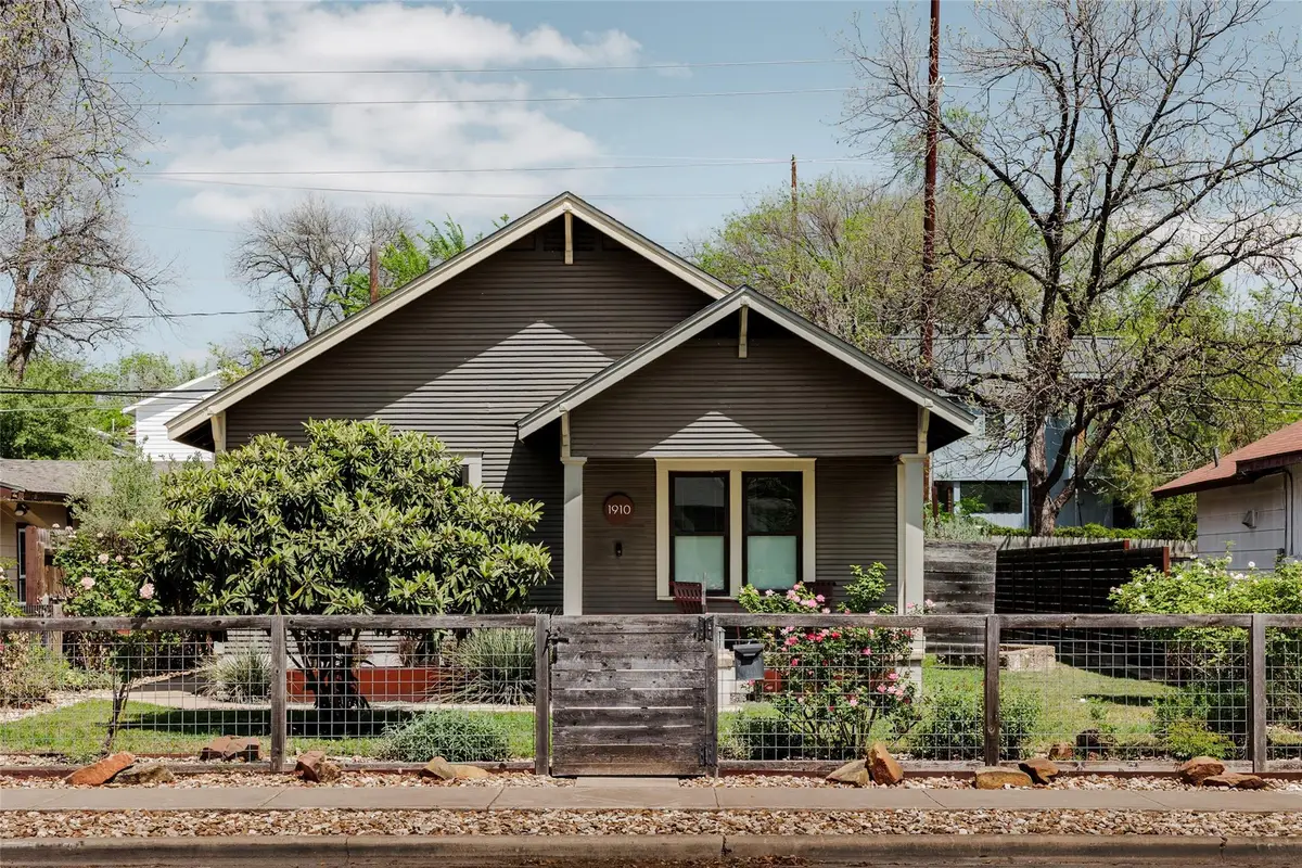 1910 Holly St, Austin, TX 78702 - #1