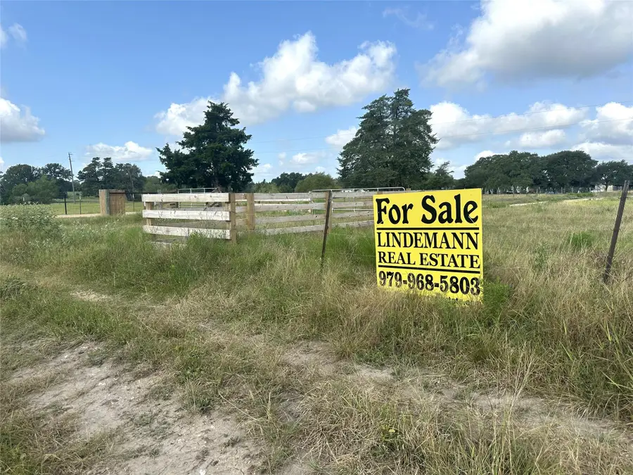 8345 Farm To Market 2145, La Grange, TX 78945 - #2