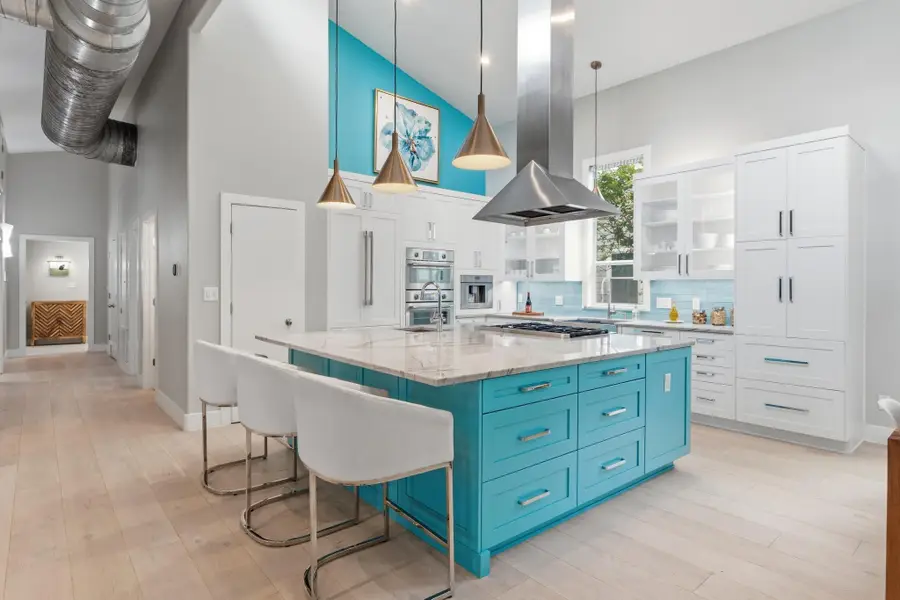 708 Upson St, Austin, TX 78703 - #2