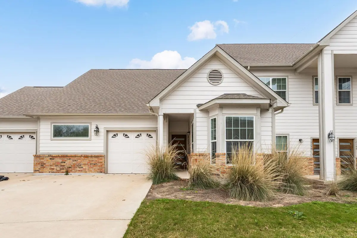 12153 Abbey Glen #c Ln, Austin, TX 78753 - Image #1