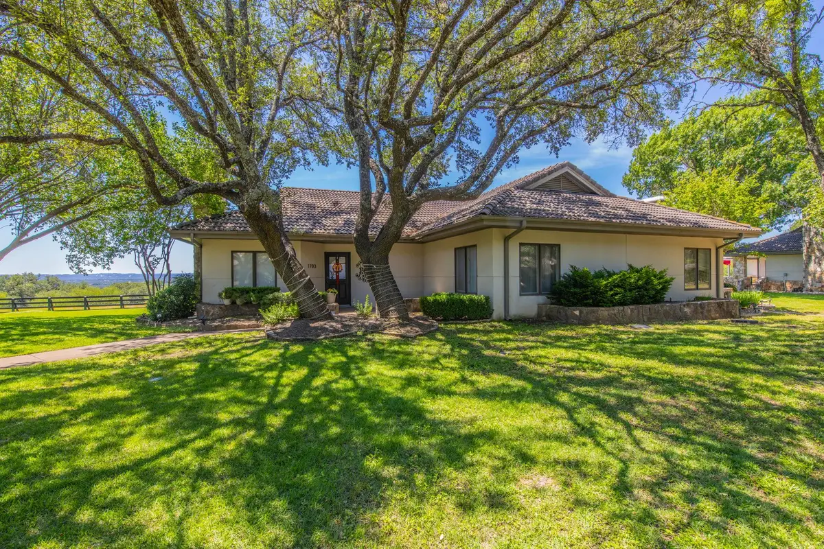 1703 Clubhouse Hill Dr, Spicewood, TX 78669 - #1