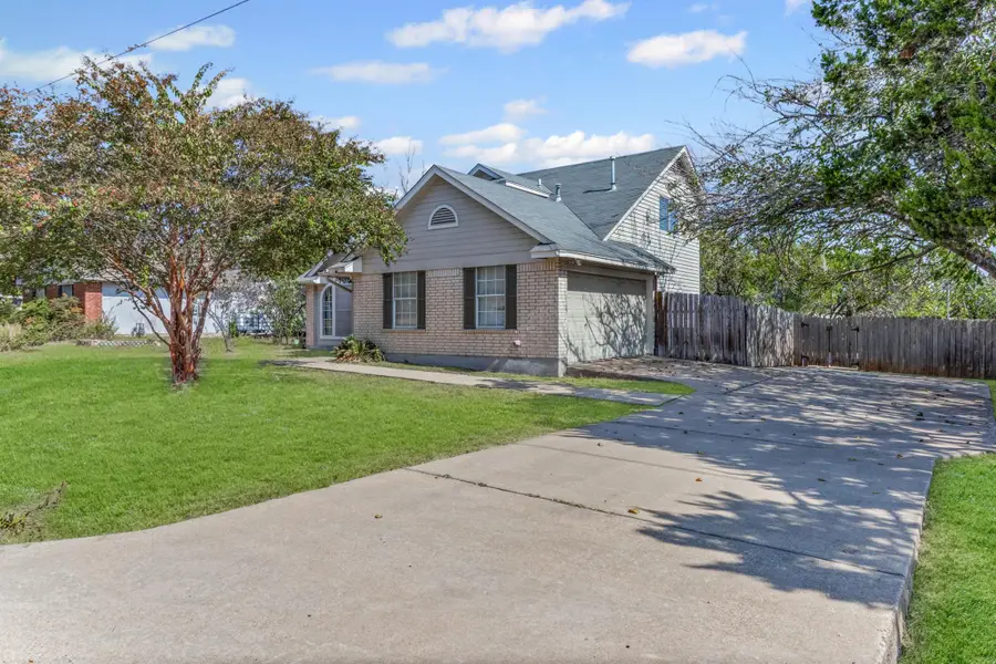 1910 Ireland Dr, Leander, TX 78641 - #2