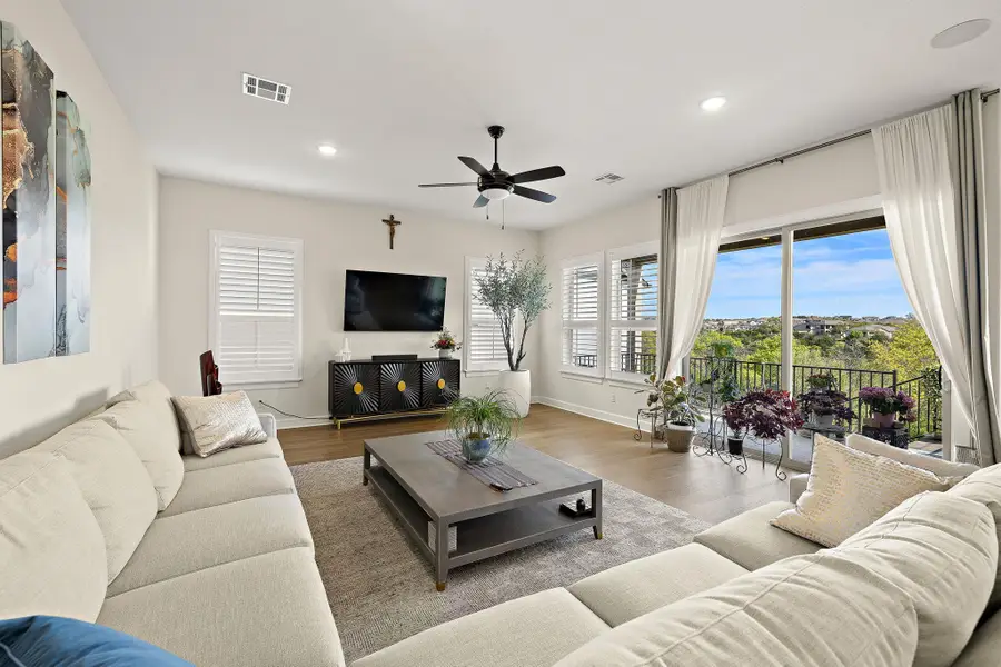 2000 Mazarro Dr #25, Leander, TX 78641 - #2