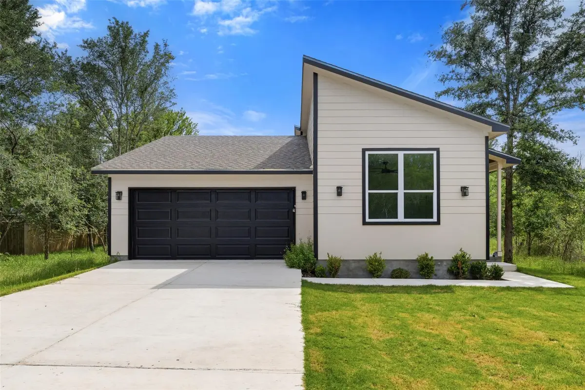 113 Mokulua Ln, Bastrop, TX 78602 - #1