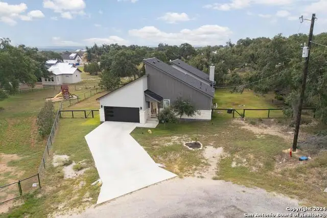 103 Hans Bell, Blanco, TX 78606 - #2