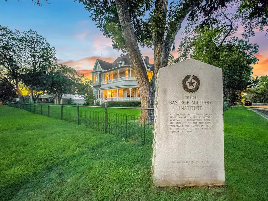 1402 Church St, Bastrop, TX 78602 - #2