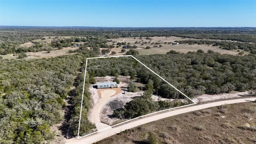 1727 Davis Rd, Muldoon, TX 78949 - Image #2