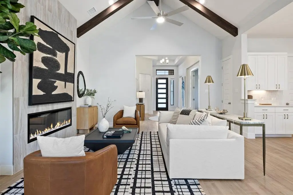 18705 Hopper Ln, Austin, TX 78738 - Image #1