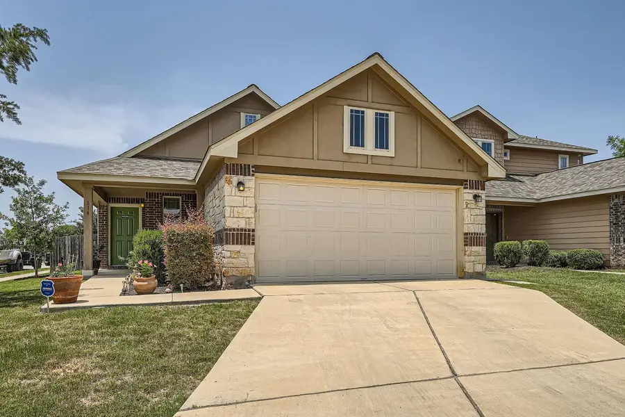 814 Hatton Hill Ct, Austin, TX 78725 - Image #3