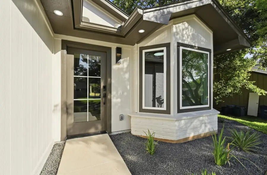 8102 Fort Sumter Rd, Austin, TX 78745 - #3