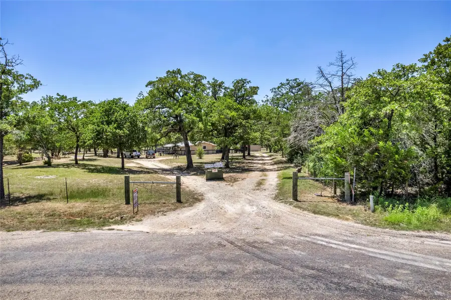 148 Milam Ln, Bastrop, TX 78602 - #3