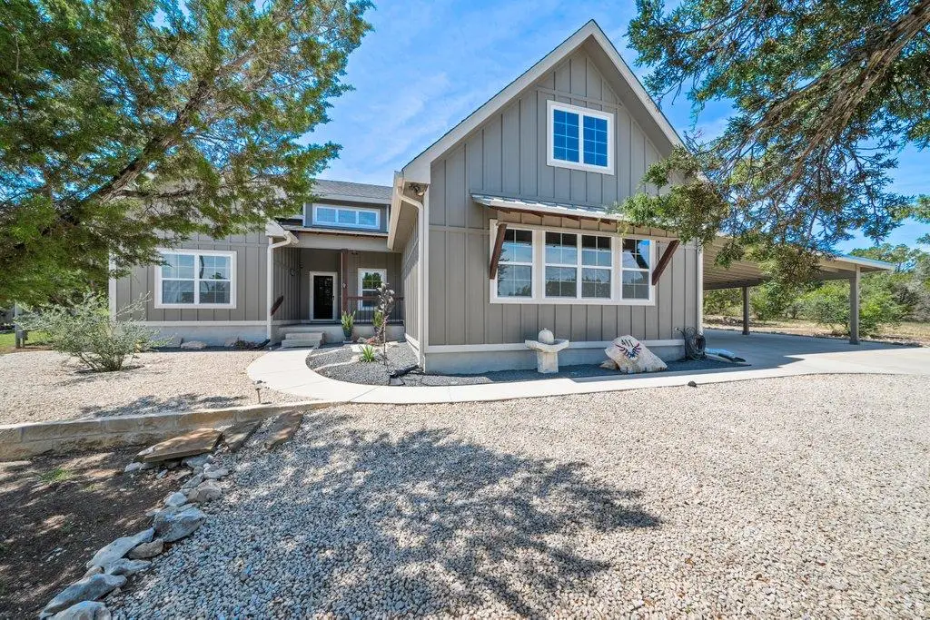 411 Eagle Ln, Fischer, TX 78623 - #1