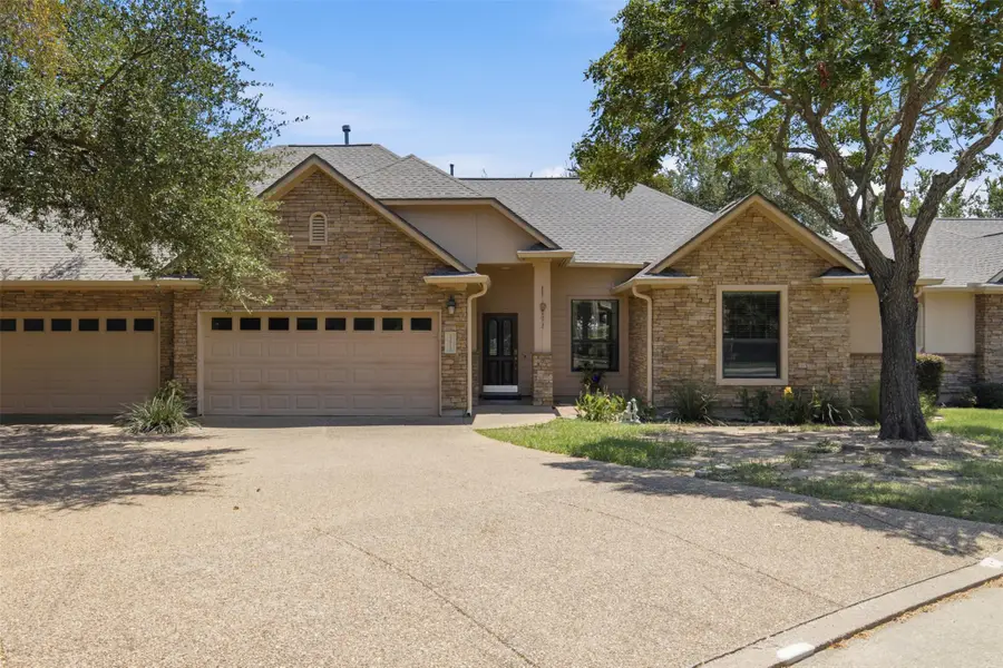 13912 Ashton Woods Cir #26, Austin, TX 78727 - #2