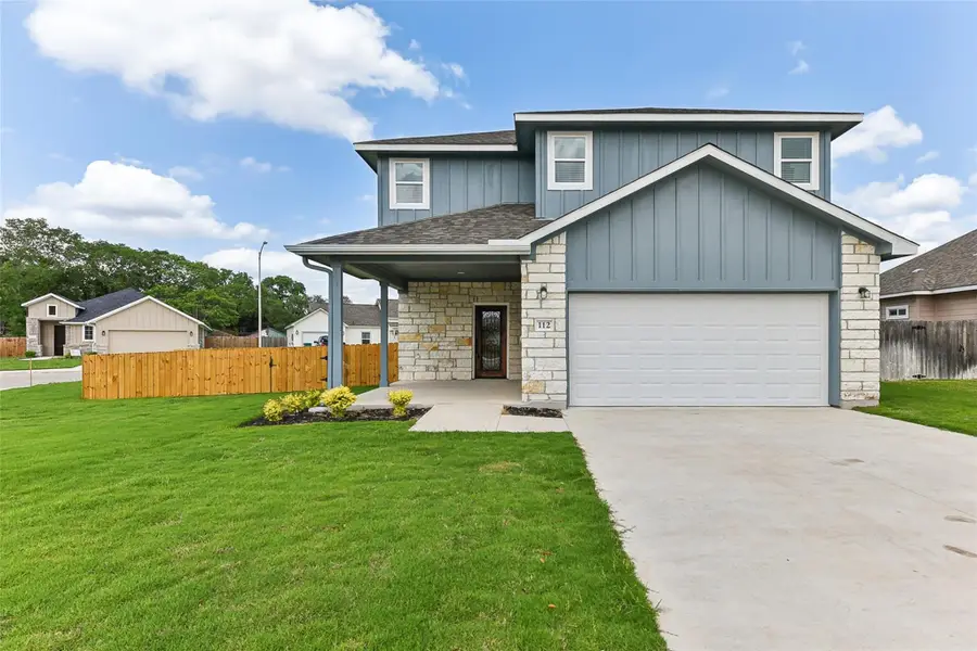 112 Callie St, Smithville, TX 78957 - Image #2