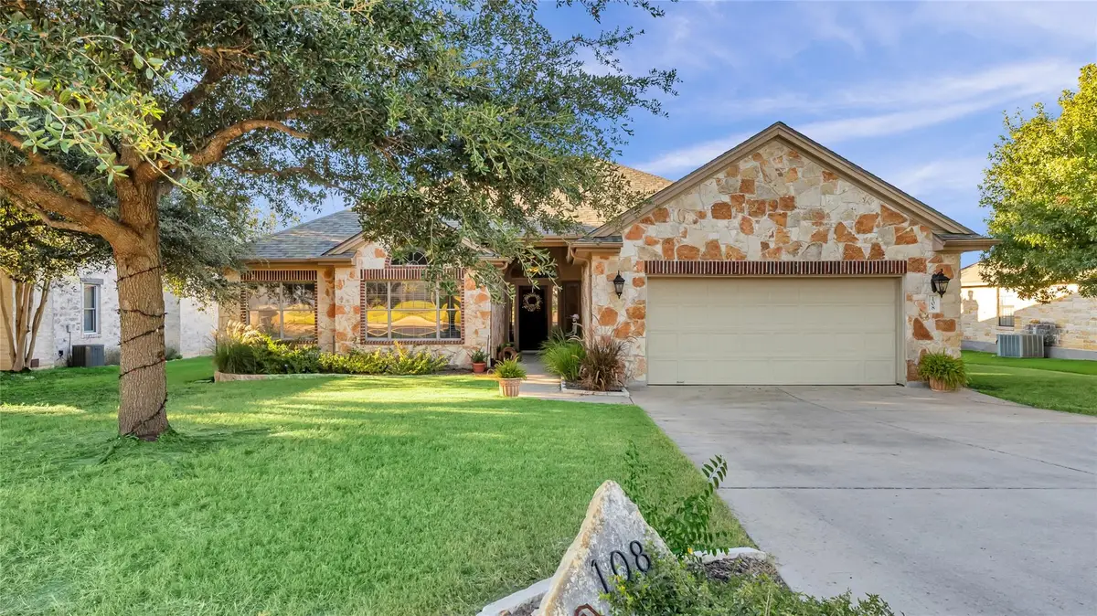 108 Natalies Pt, Burnet, TX 78611 - Image #1