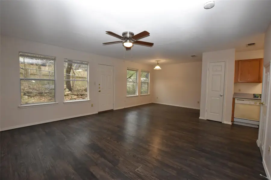 921 Sagewood Trl, San Marcos, TX 78666 - #2