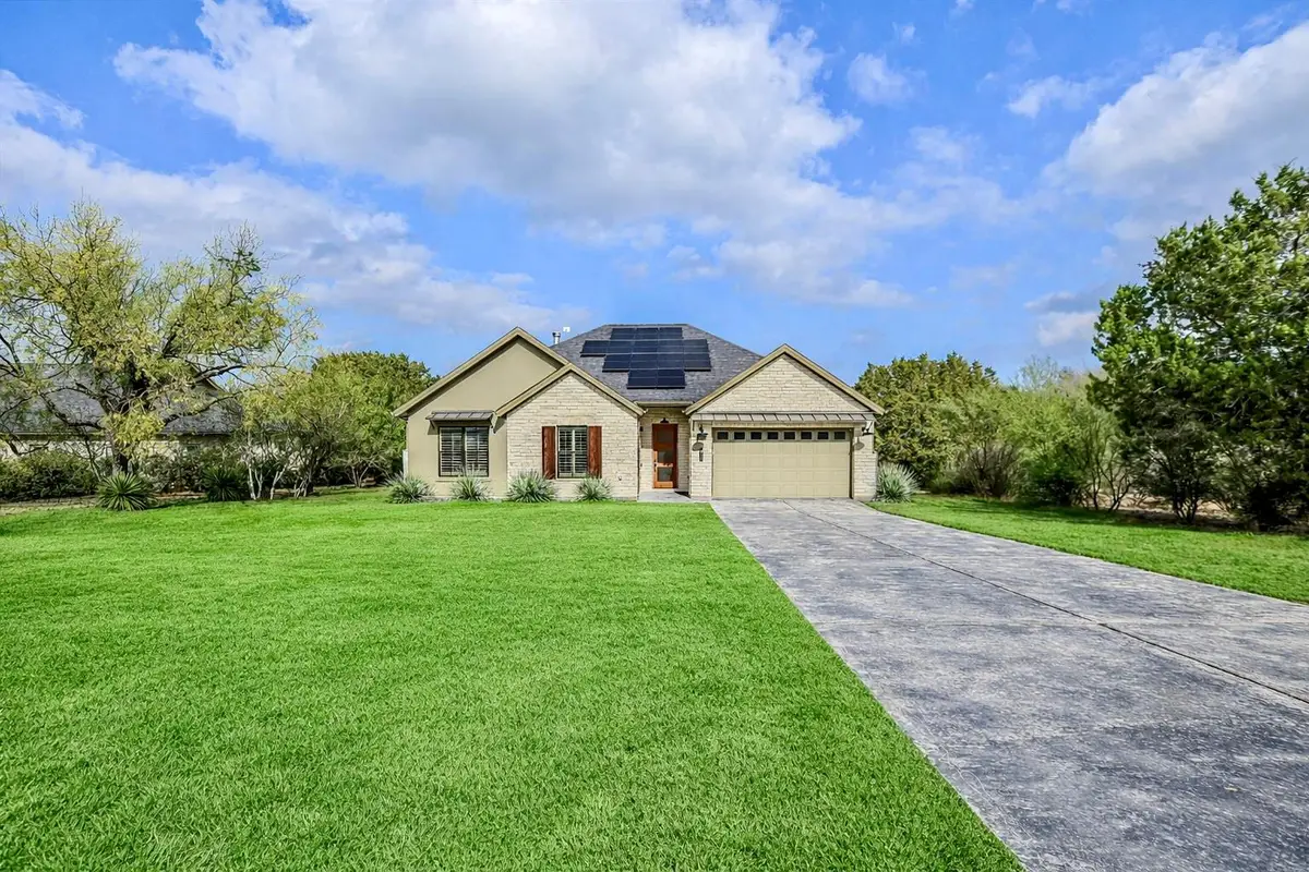 935 Wesley Ridge Dr, Spicewood, TX 78669 - Image #1