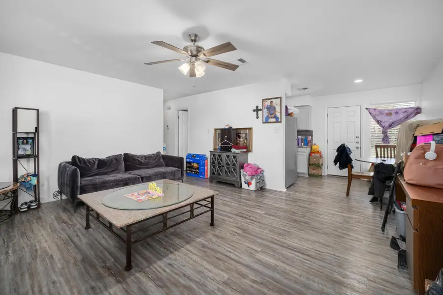 411 Thelma Dr, Austin, TX 78745 - #3