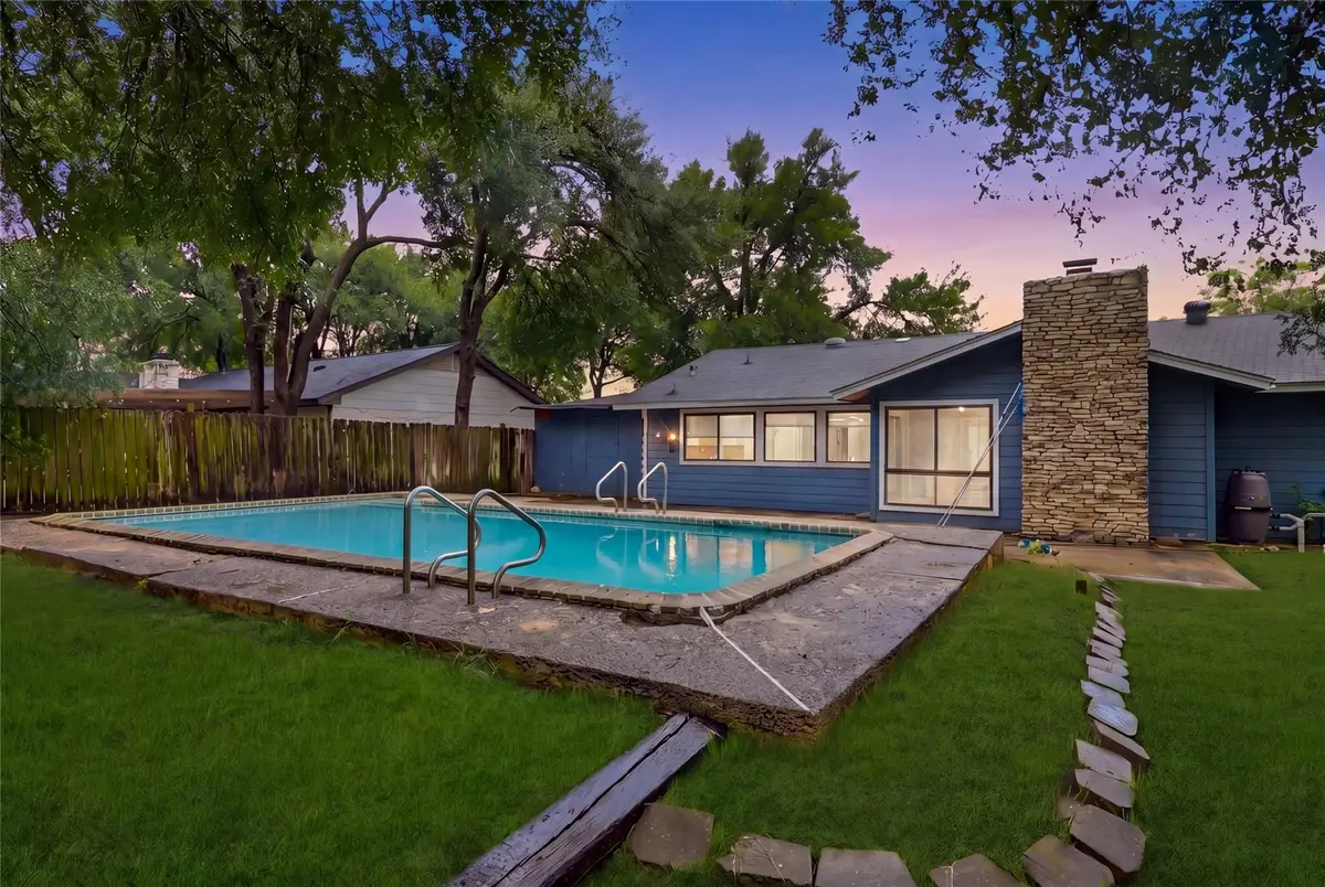 12505 Parkland Dr, Austin, TX 78729 - #1