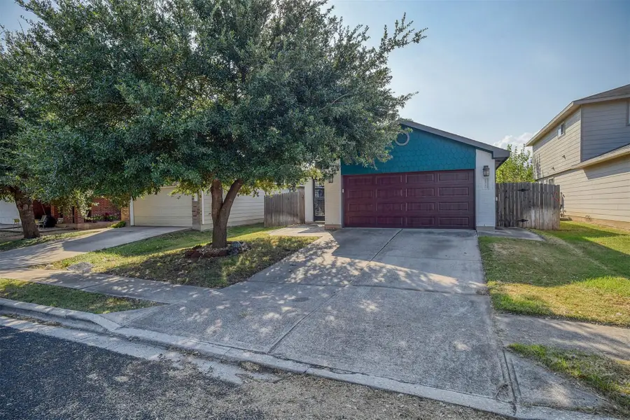 1517 Anise Dr, Austin, TX 78741 - Image #2