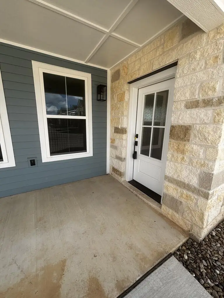 802 S Creek St #103, Fredericksburg, TX 78624 - #2