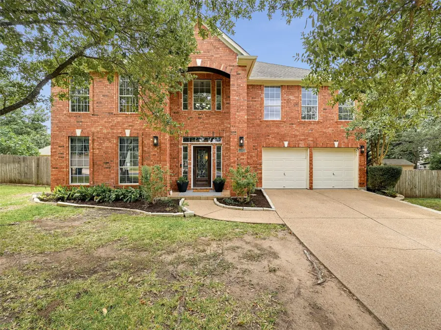 12911 Noyes Ln, Austin, TX 78732 - Image #2