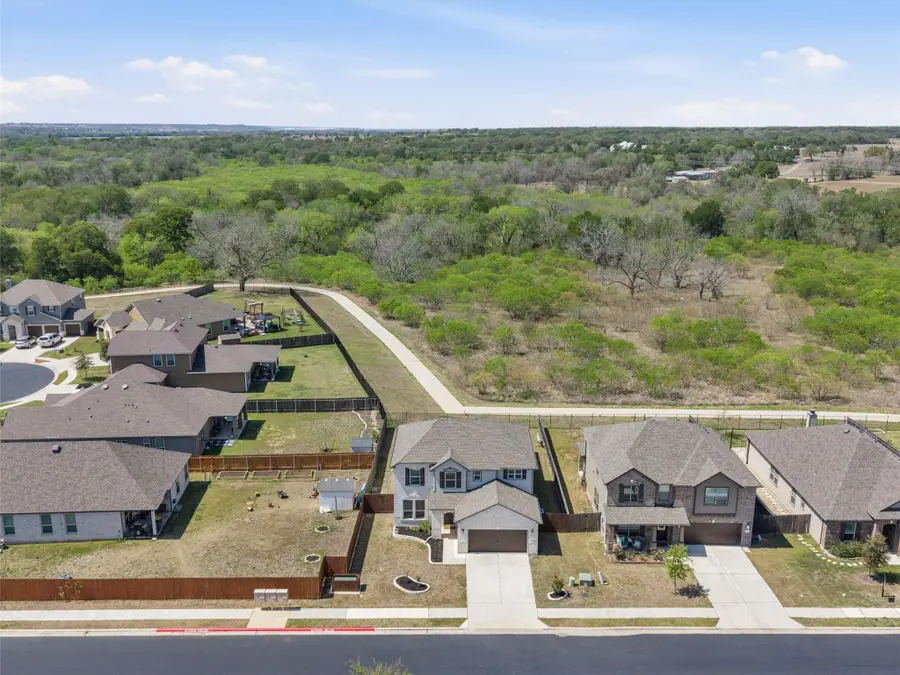 308 Linden St, Bastrop, TX 78602 - #2