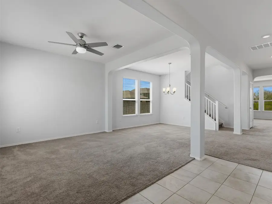 308 Linden St, Bastrop, TX 78602 - #3