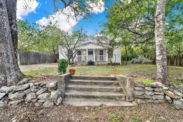 823 Midway St, San Marcos, TX 78666