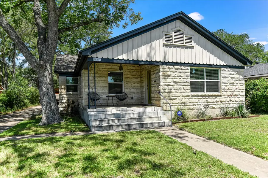 3004 Breeze Ter, Austin, TX 78722 - #2