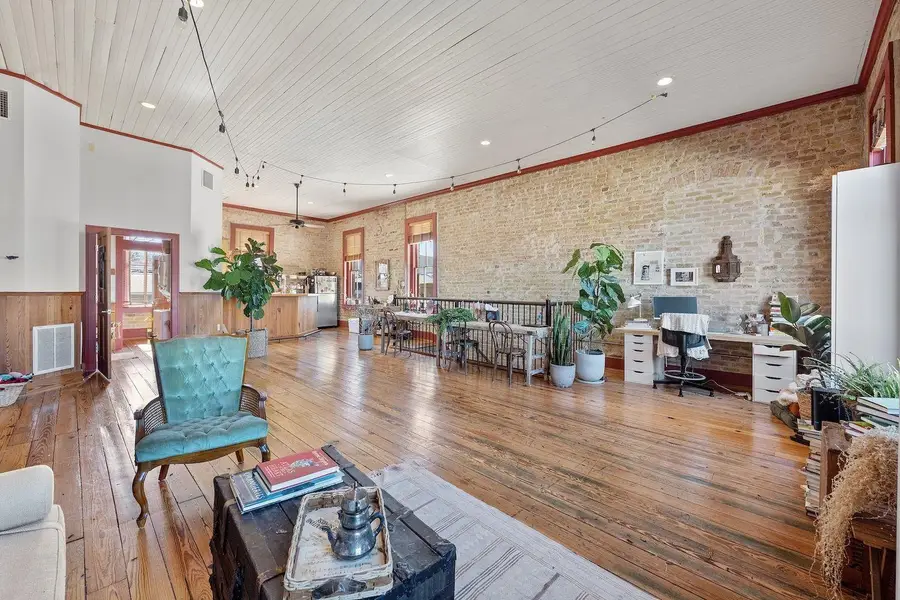 707 Chestnut St, Bastrop, TX 78602 - #3