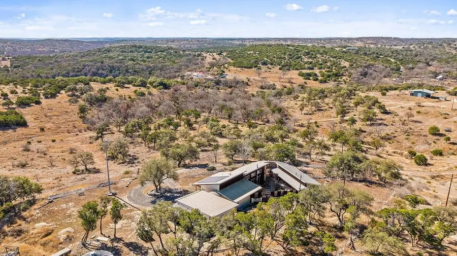 1292 Upper Turtle Creek Rd, Kerrville, TX 78028 - Image #3