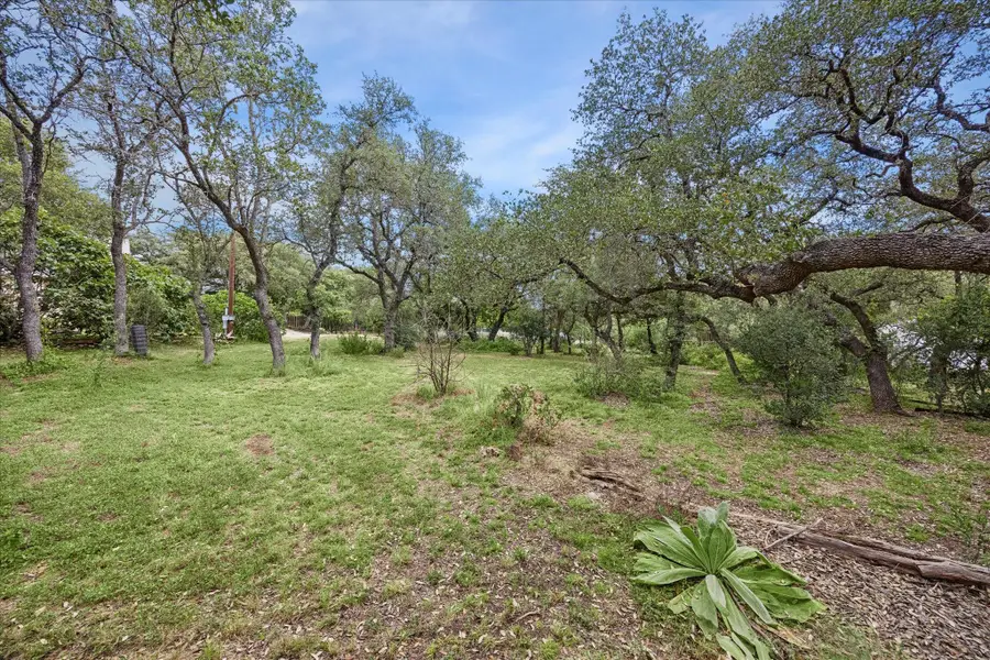 180 Donna Dr, Wimberley, TX 78676 - #2